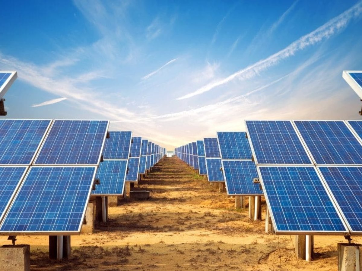 The United Nations calls for increased global solar panel recycling.